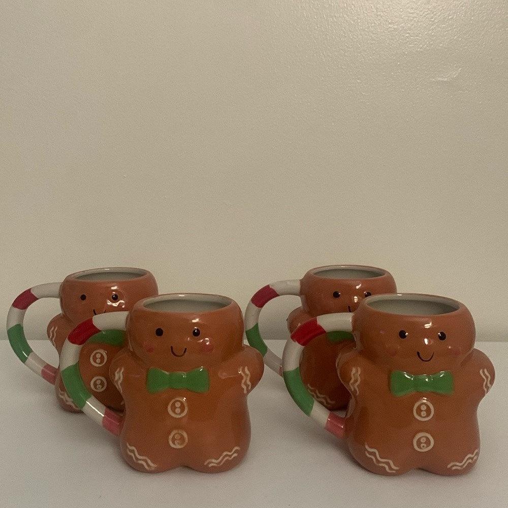 Christmas Holiday Time Gingerbread Mugs. Bundle. New.